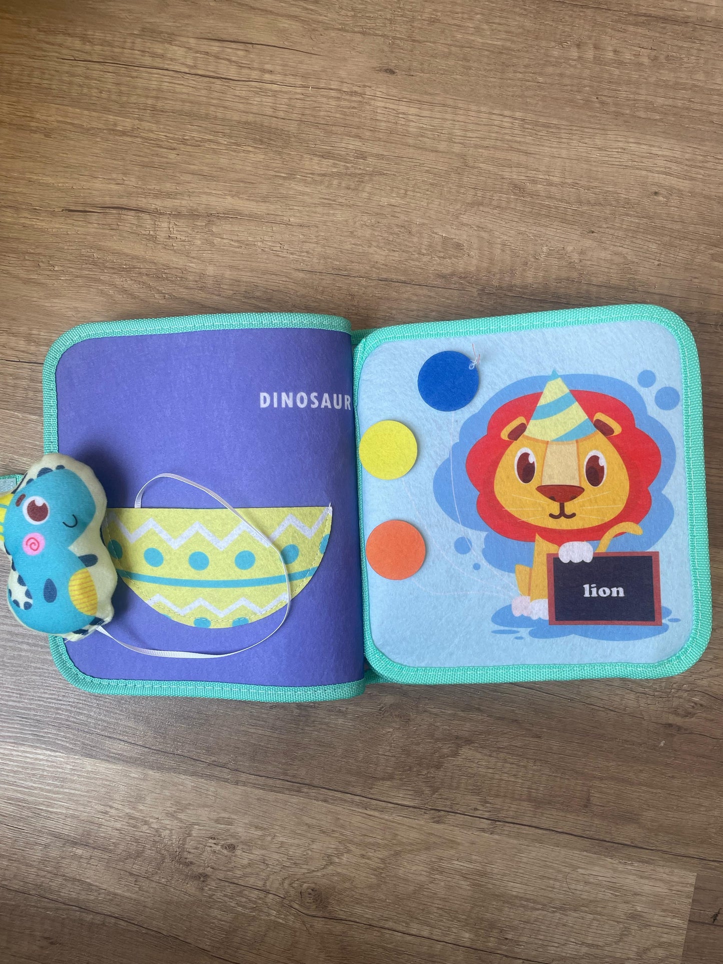 Quiet Book - The Ultimate Toddler Travel Companion 🦒🎨